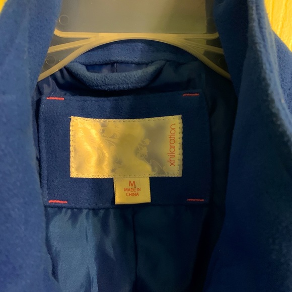 NWOT Xhilaration blue ruffle coat in MED - Picture 3 of 4